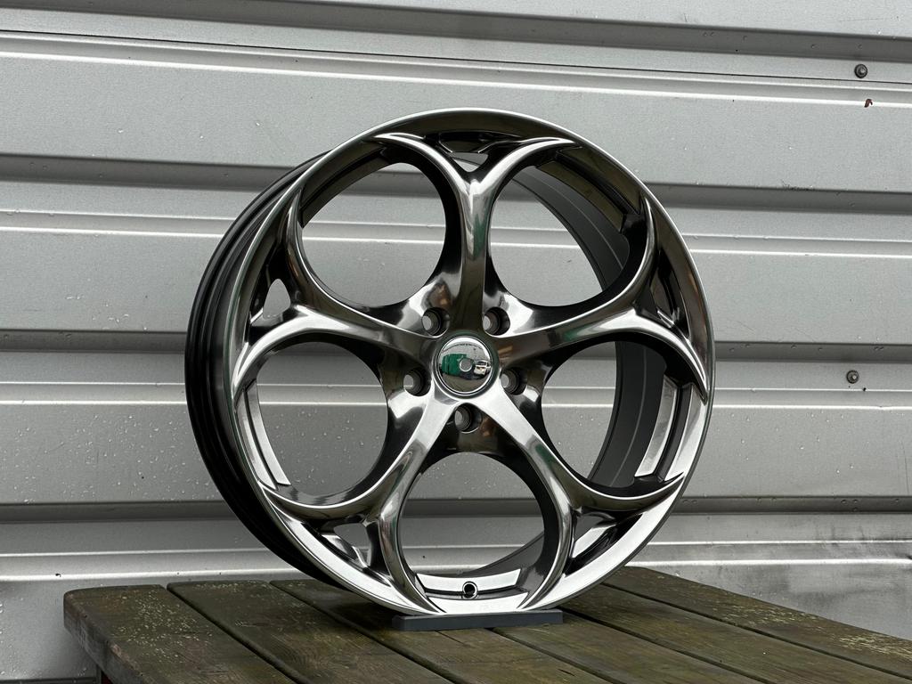 18” 19" ALFA GIULIA QUADRIFOGLIO Look 5x110 ROMEO SPIDER, Auto-onderdelen, Banden en Velgen, 19 inch, 2525LV, Velg(en), Nieuw