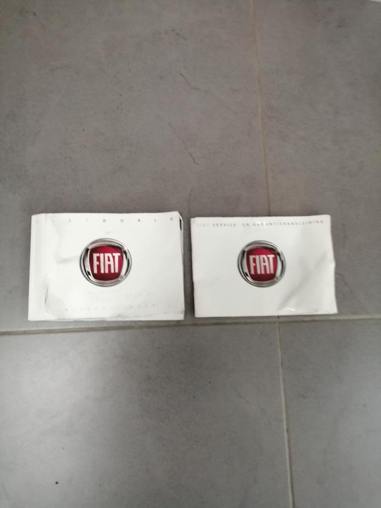 Gebruikershandleiding+div FIAT DOBLO facelift 2009/2014, Auto diversen, Handleidingen en Instructieboekjes, Ophalen of Verzenden