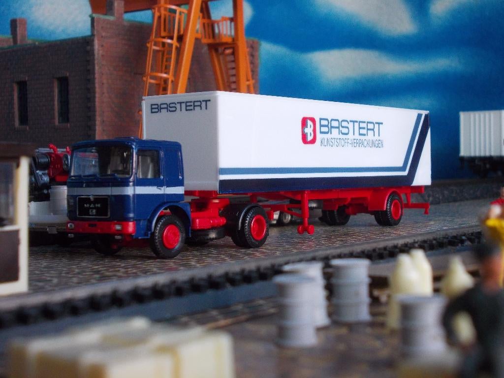MAN F8 trekker-/oplegger Bastert - Albedo AANBIEDING € 7,50, Hobby en Vrije tijd, Modelauto's | 1:87, Nieuw, Bus of Vrachtwagen
