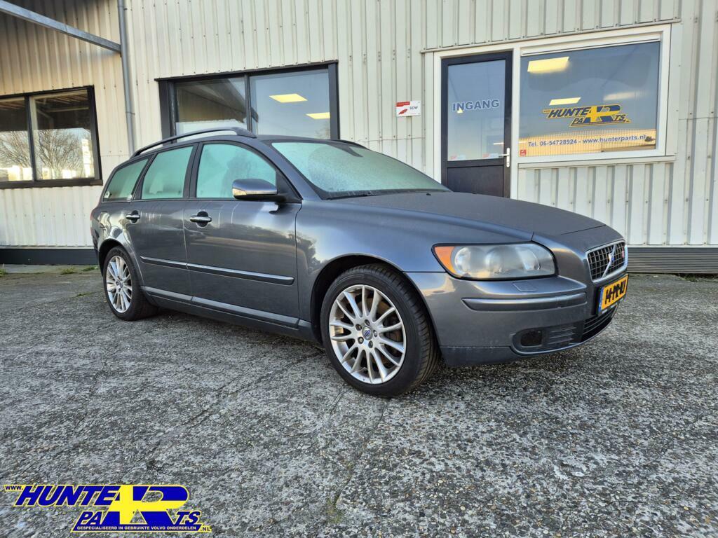 Volvo V50 2.5 T5 AWD Summum , Kleurcode 455, Gebruikt