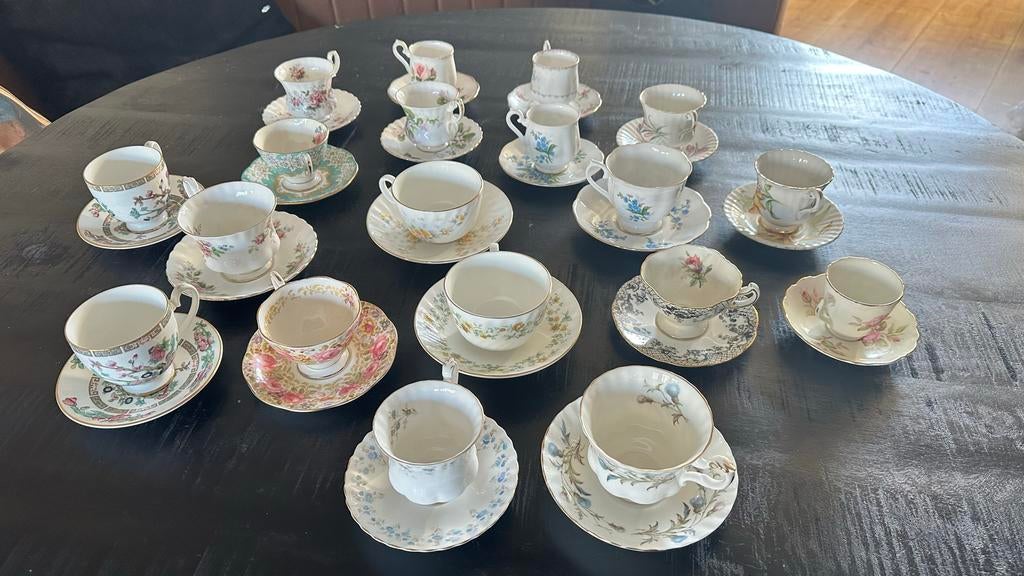 Bone China / Chinees Porselein unieke kop en schotels, Ophalen of Verzenden