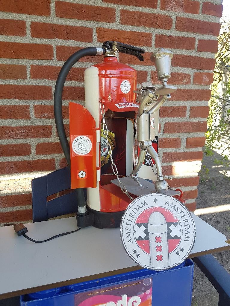 Ajax brandblusser lamp Johan Cruijff Arena Amsterdam., Minder dan 50 cm, 50 tot 75 cm, Overige typen, Ophalen of Verzenden