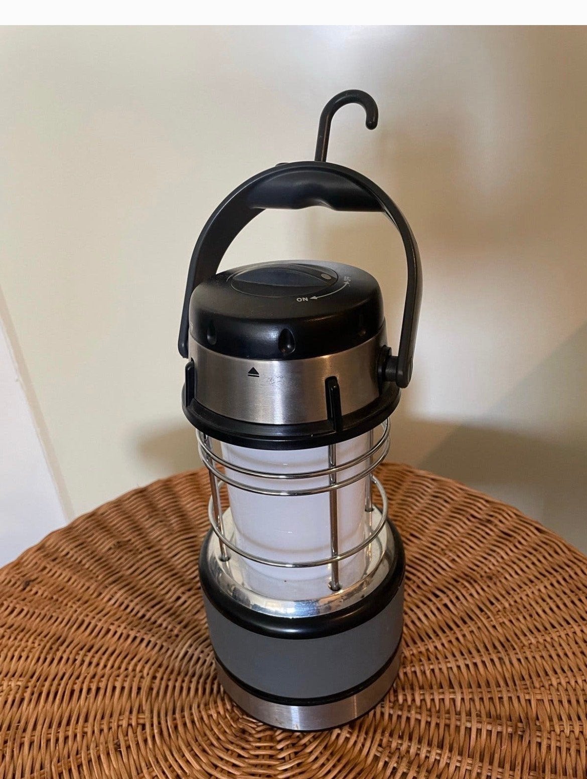 Camping Gear LED Lantaarn - Ideaal voor Outdoor, Ophalen of Verzenden, Zo goed als nieuw, Batterij