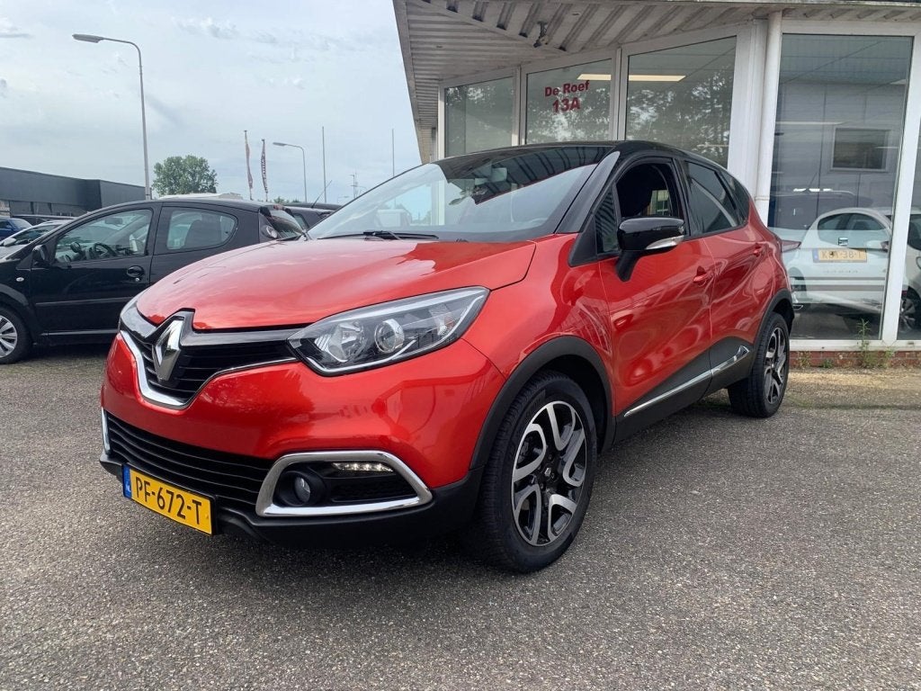 Renault Captur 1.2 TCe Limited (bj 2016, semi-automaat), Stof, 4 cilinders, Origineel Nederlands, Startonderbreker