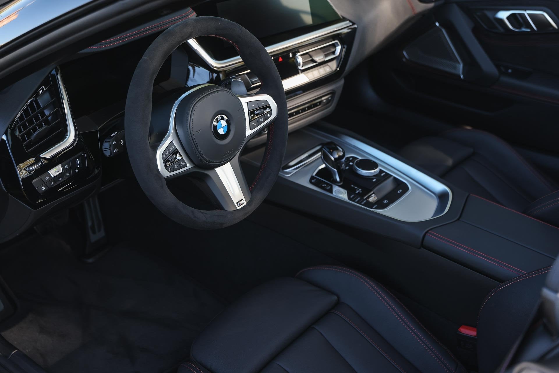 BMW Z4 Roadster sDrive20i Automaat / M Sportstoelen / Adapti, Auto's, BMW, Automaat, Achterwielaandrijving, Zwart, Cabriolet