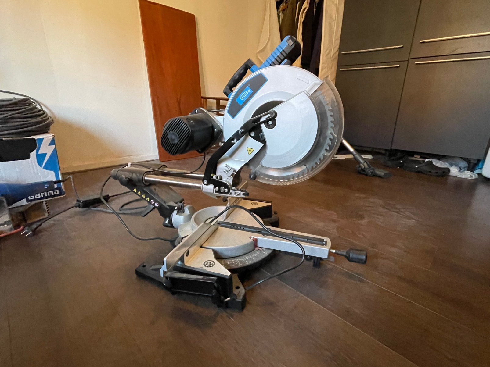 Afkort zaag, Ophalen, 1200 watt of meer, Afkortzaag, 70 mm of meer