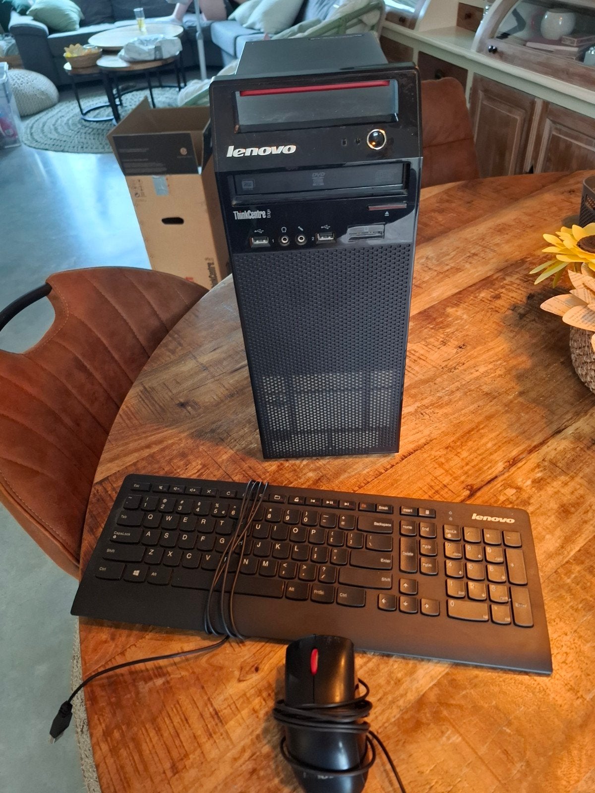 Complete Lenovo ThinkCentre computer set | Windows 10, Computers en Software, Desktop Pc's, Ophalen of Verzenden, HDD