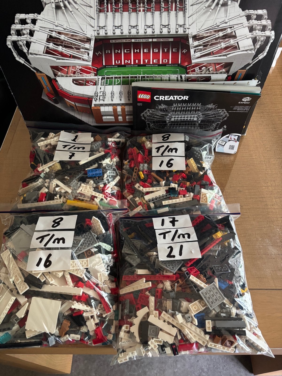 Lego creator Old Trafford Manchester 10272, Ophalen, Zo goed als nieuw