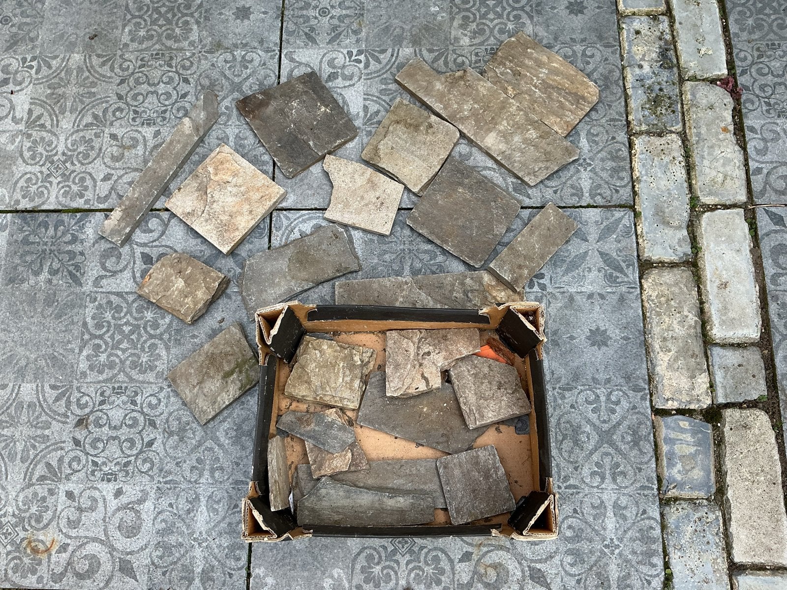 Kleine partij gebruikte leistenen, Ophalen, Gebruikt, Natuursteen, Overige typen