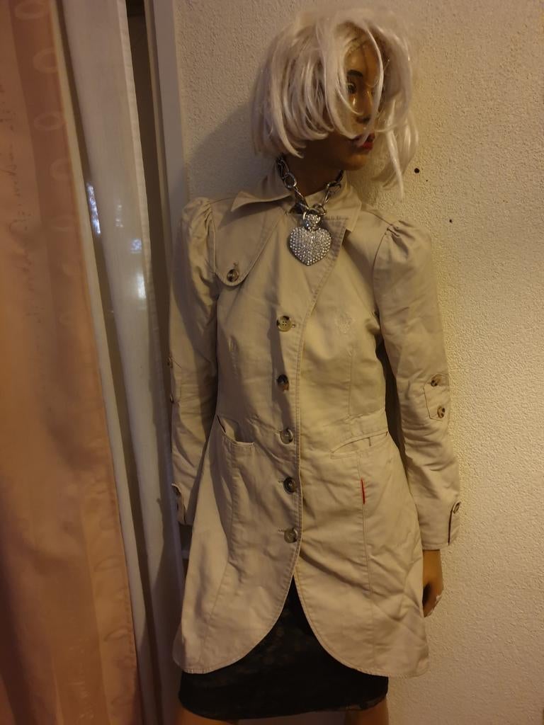 Beige jas met knopen st martins maat M, Maat 38/40 (M), Beige, Ophalen of Verzenden, Zo goed als nieuw