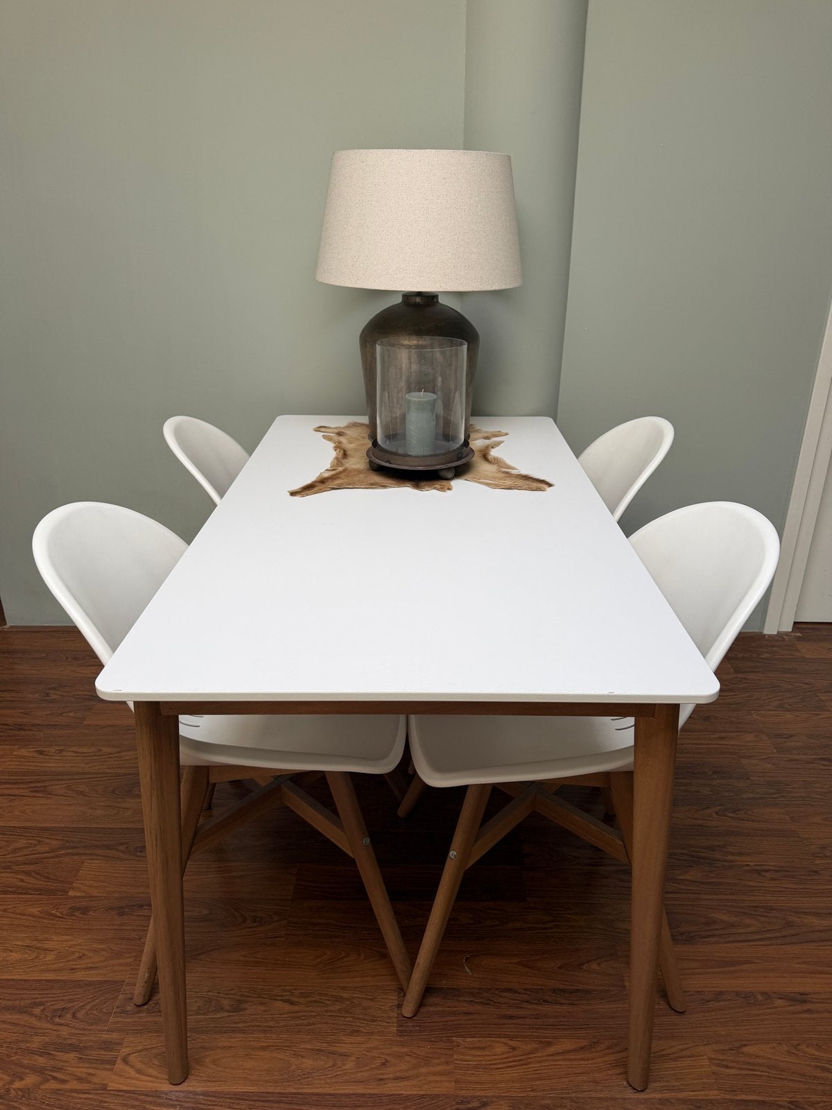 Complete eethoek: tafel met 4 comfortabele kuipstoelen, Ophalen, Gebruikt, 4 tot 6 stoelen