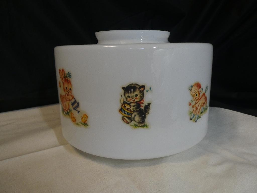 Retro vintage 60 opaline hanglamp met dieren afbeeldingen, Gebruikt, Ophalen of Verzenden, Glas, Kinder kamer