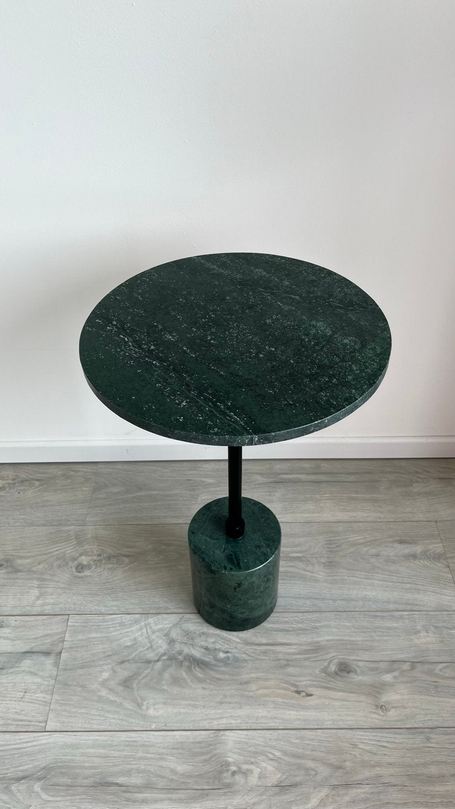 Groen bijzettafeltje Karwei - Rond, 37 cm doorsnede, Ophalen, Minder dan 55 cm, Gebruikt, Rond