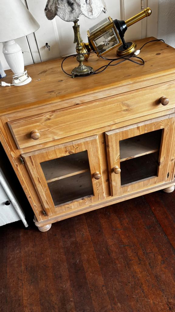 Commode grenen kast, Ophalen of Verzenden, Zo goed als nieuw, 25 tot 50 cm, 100 tot 150 cm