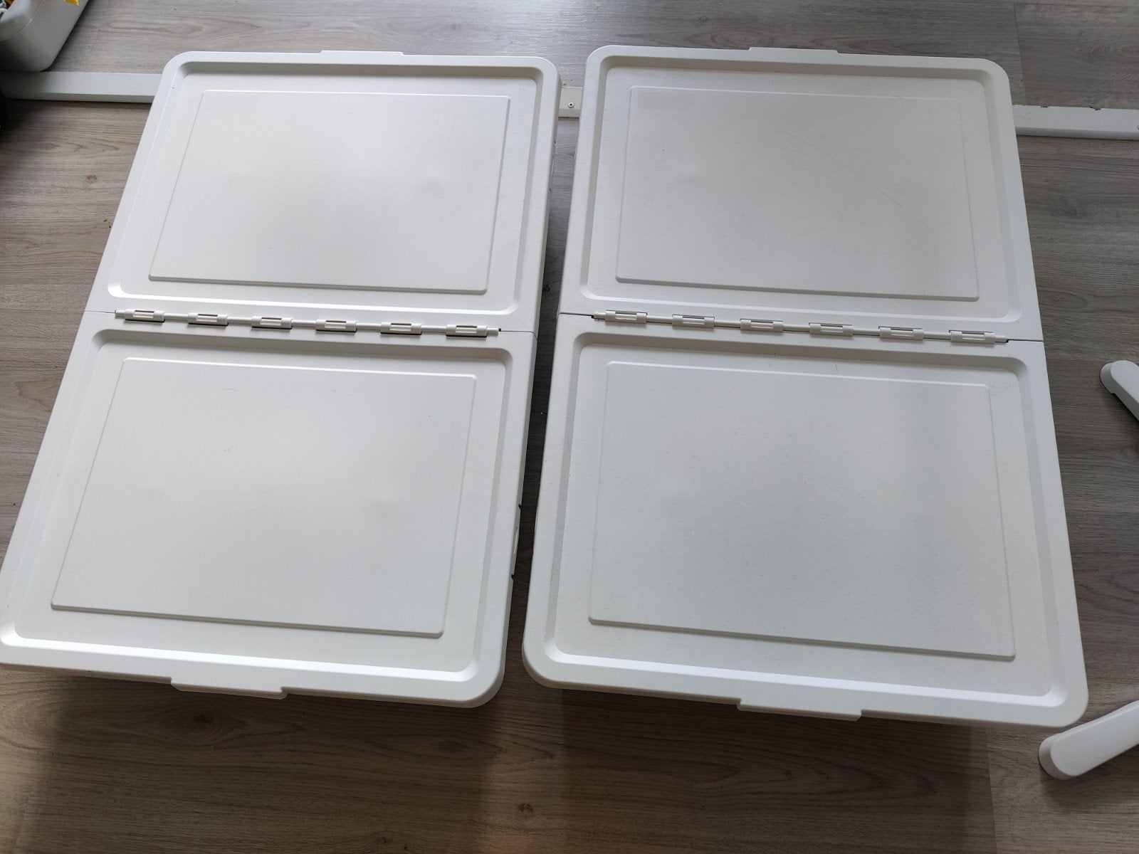 Opberg bakken Ikea voor onder bed met klepdeksels, Huis en Inrichting, Woonaccessoires | Overige, Ophalen