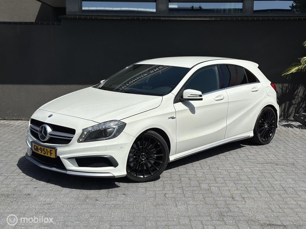 Mercedes A45 AMG 4MATIC Harman Kardon|Camera|Stoelverwarming, Automaat, Gebruikt, 4 cilinders, 360 pk