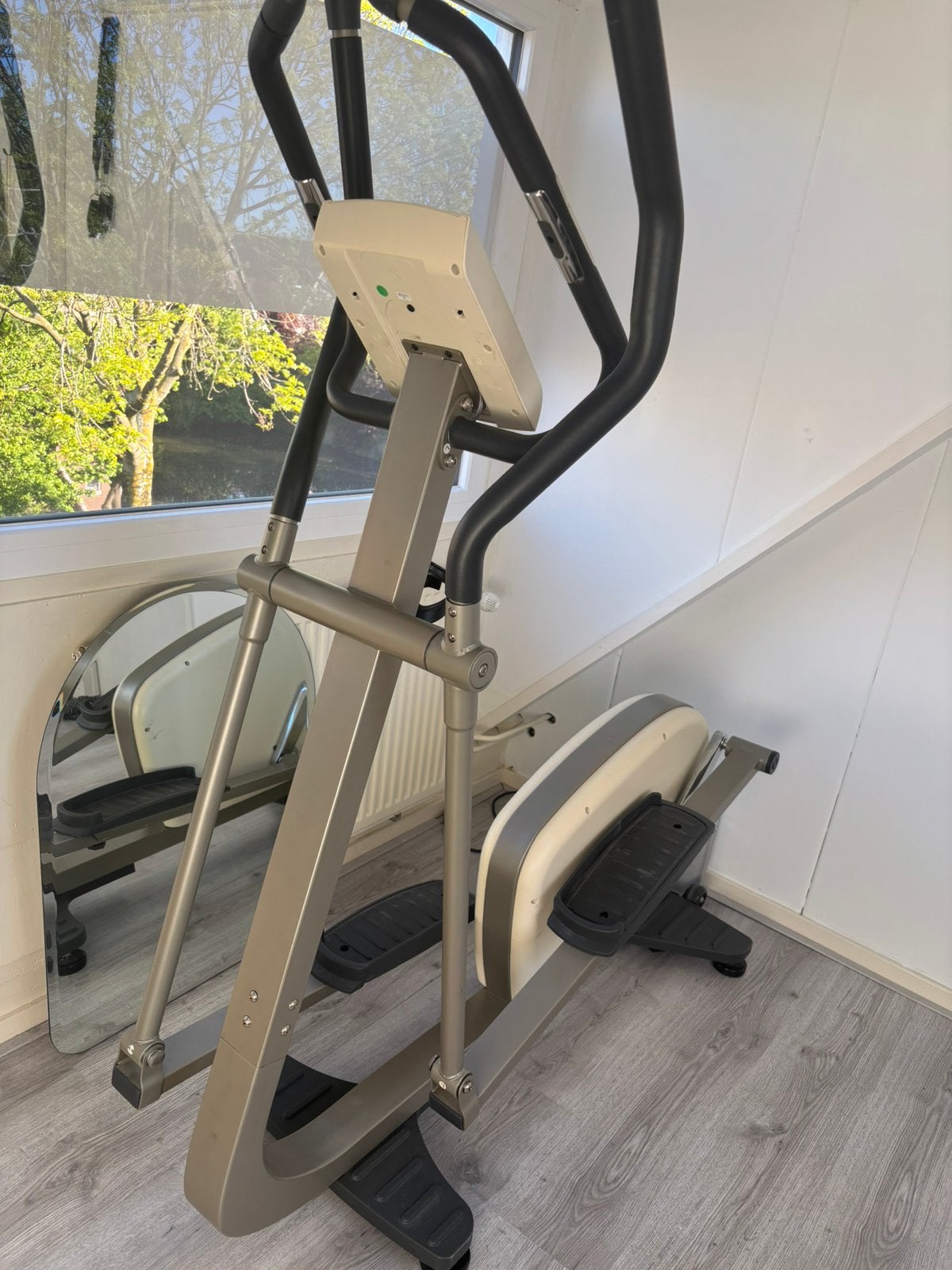 Turturi cross trainer in good condition, Sport en Fitness, Fitnessapparatuur, Ophalen, Zo goed als nieuw, Crosstrainer
