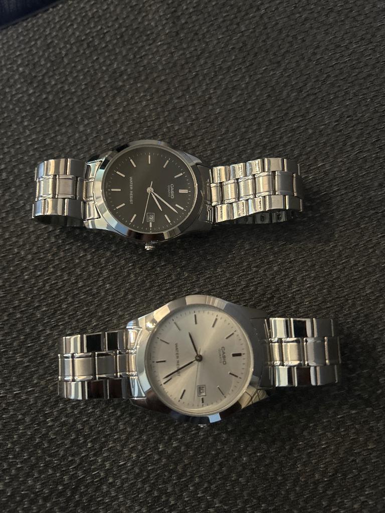 Twee casio quartz horloges heren, Polshorloge, Ophalen of Verzenden, Zo goed als nieuw, Overige materialen