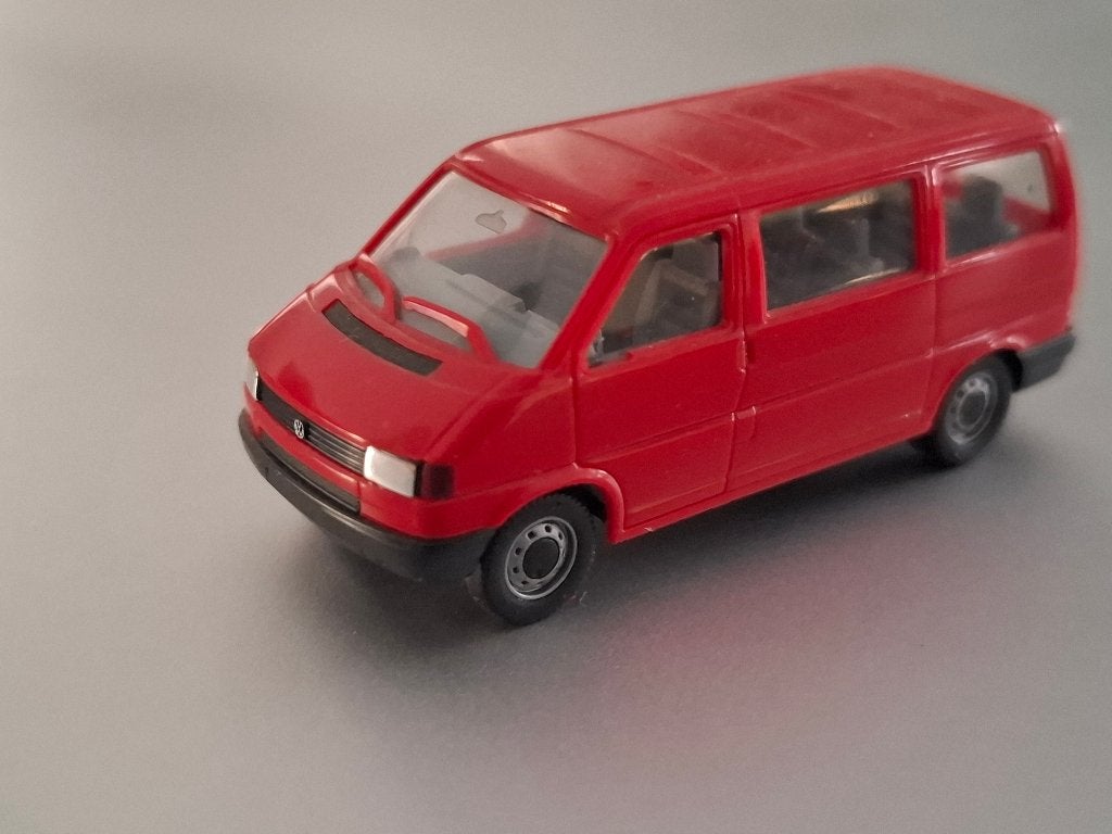 1:87 Volkswagen VW T4 rood Herpa € 6, Hobby en Vrije tijd, Verzenden, Zo goed als nieuw, Auto, Herpa