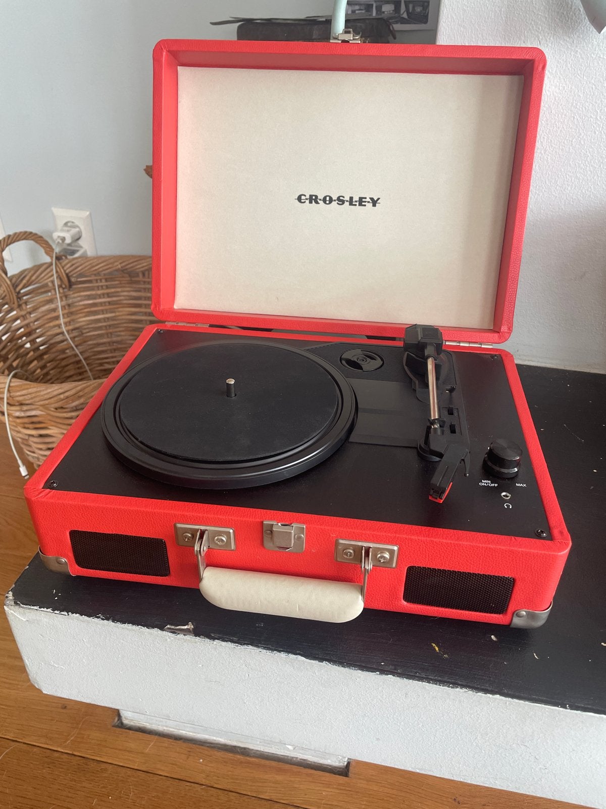 Crosley Platenspeler Rood - Draagbaar en Compact, Ophalen, Zo goed als nieuw, Platenspeler, Overige merken