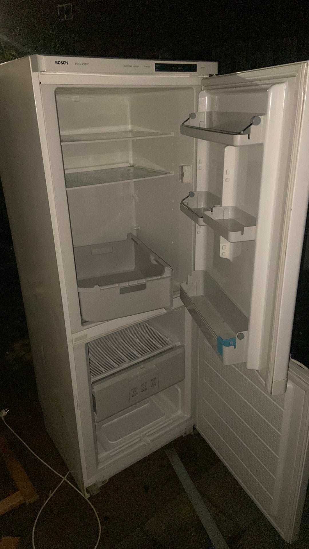 Koelkast (kapot) met vriesvak (werkend) gratis ophalen, Ophalen, Niet werkend