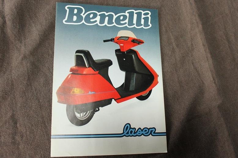 Benelli Laser 1984 scooter verkoop folder, Ophalen of Verzenden, Gebruikt