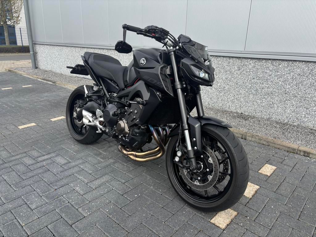 Yamaha MT-09 RN43 – Mat Zwart – 8300 km – Zeer nette staat, Motoren, Occasion, Motorrijbewijs A, 3 cilinders, Meer dan 35 kW