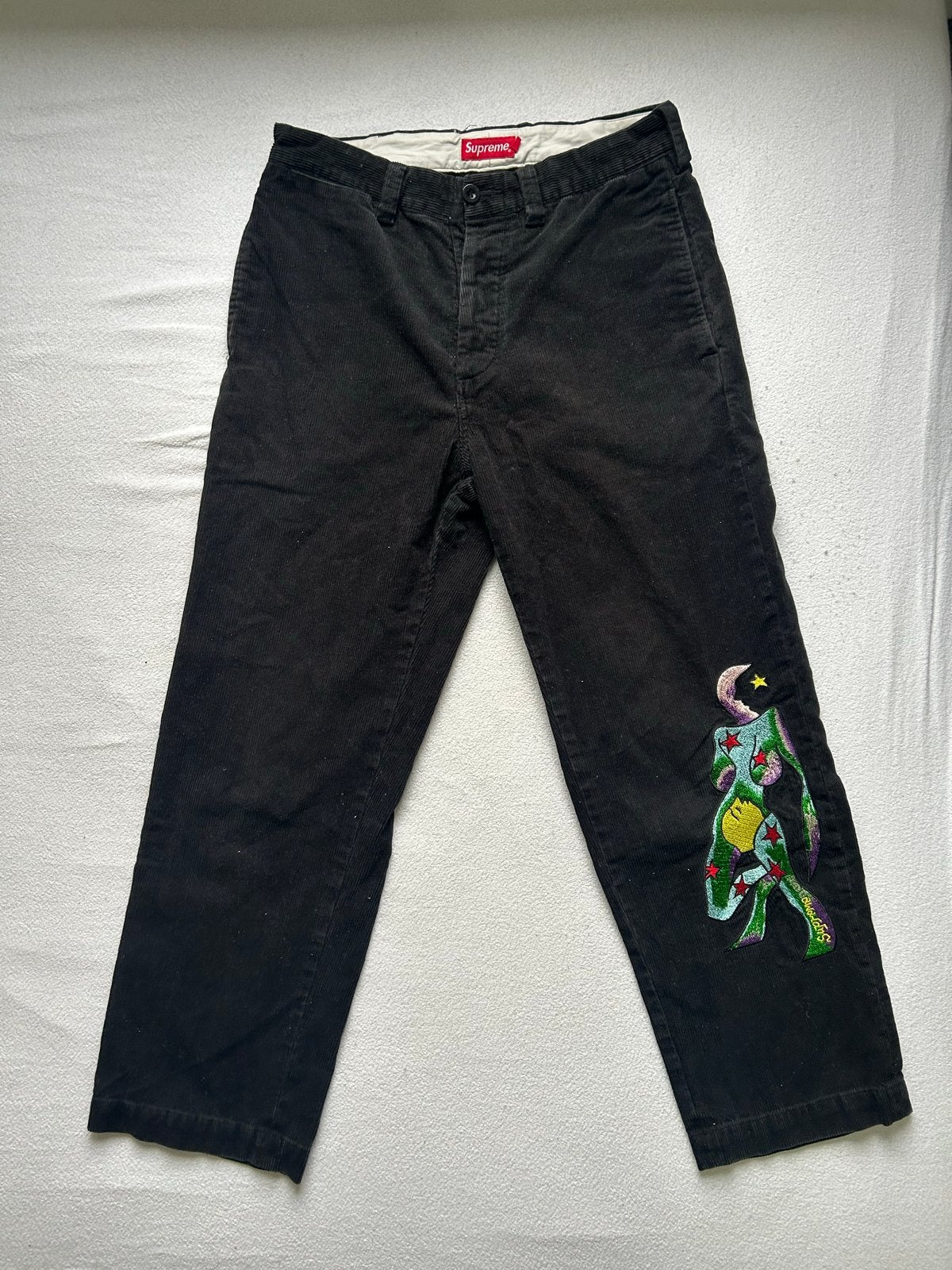Supreme Corduroy Broek (zeldzaam) met Borduurwerk - Maat S, Kleding | Heren, Ophalen of Verzenden, Gedragen, Maat 46 (S) of kleiner