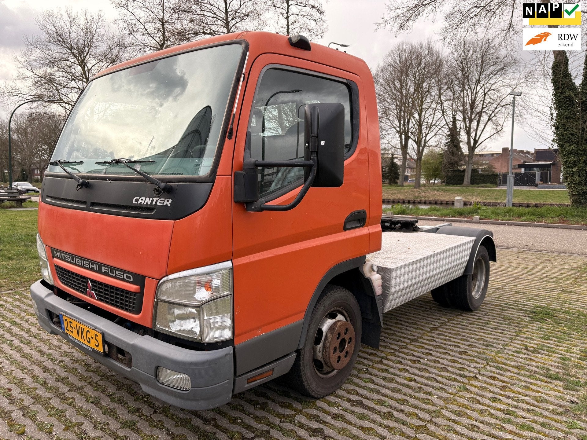 Mitsubishi Canter 3C15 3.0 DI 250 - airco, Auto's, Bestelauto's, Gebruikt, Elektrische ramen, Origineel Nederlands, Bedrijf