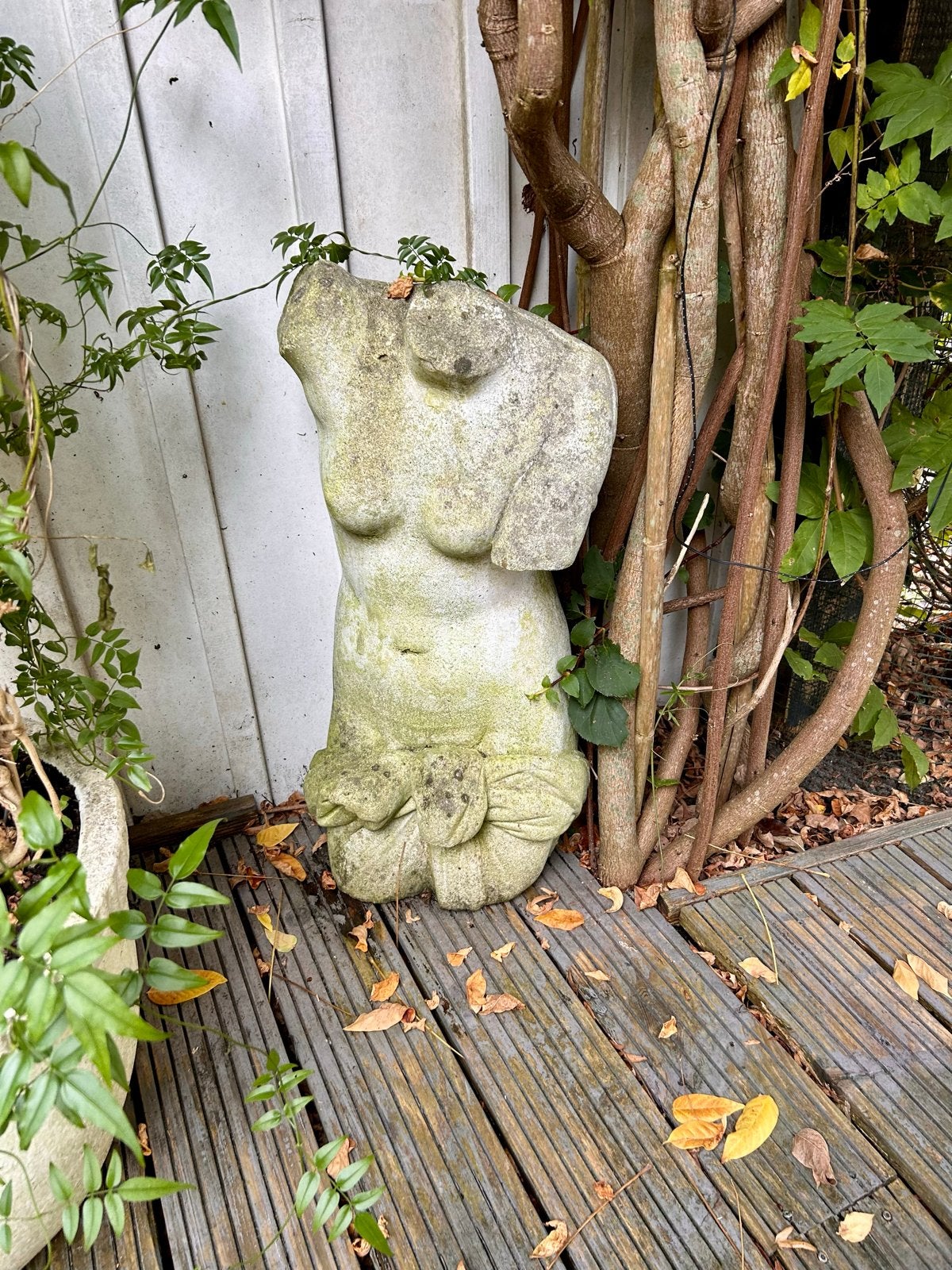 Betonnen Vrouwentorso - Tuinbeeld, Ophalen, Gebruikt, Beton, Mensenbeeld