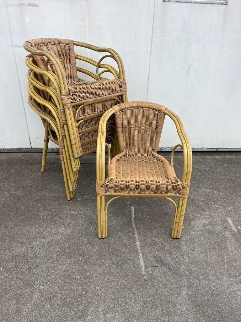 4 stuks horeca rotanlook terrassstoelen stapelbaar, Huis en Inrichting, Stoelen, Ophalen, Zo goed als nieuw, Grijs, Metaal