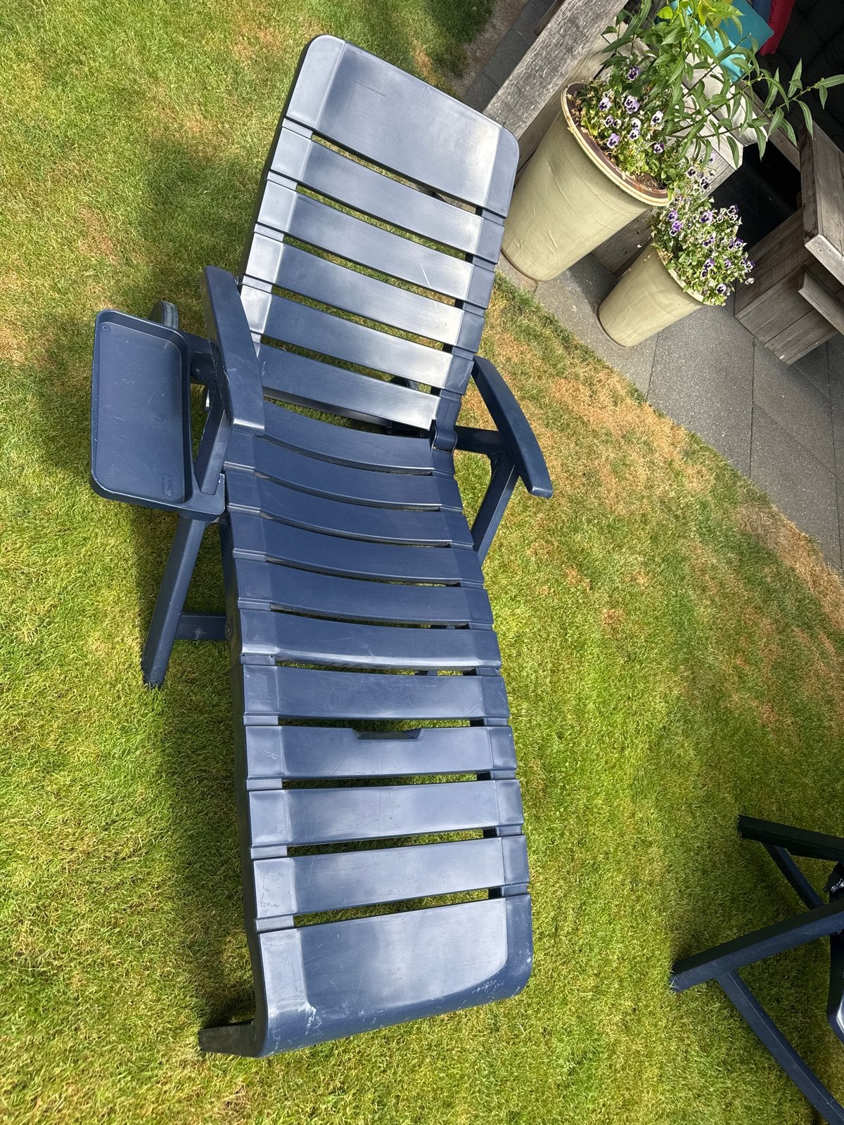 Hartman ligstoel en tuinstoel 6x van kunststof en tafel., Tuin en Terras, Tuinstoelen, Ophalen of Verzenden, Gebruikt, Kunststof