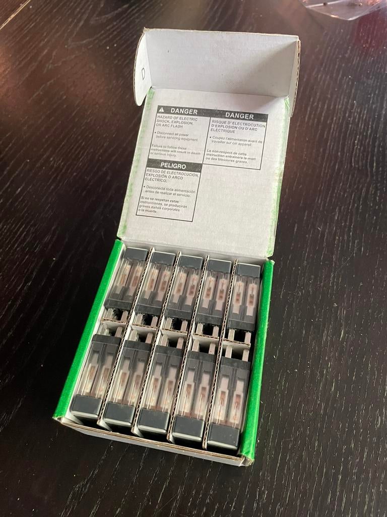 Schneider zelio rxg22bd, Ophalen of Verzenden, Zo goed als nieuw