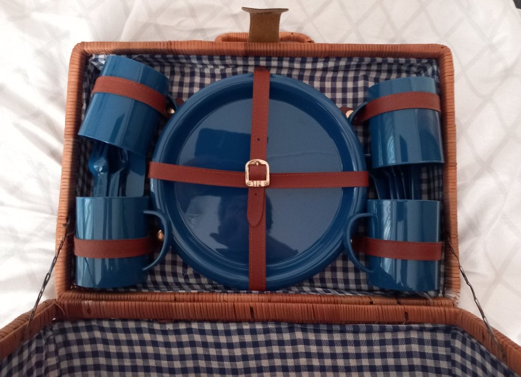 Rieten picknickmand voor 4 personen, Ophalen of Verzenden, Zo goed als nieuw