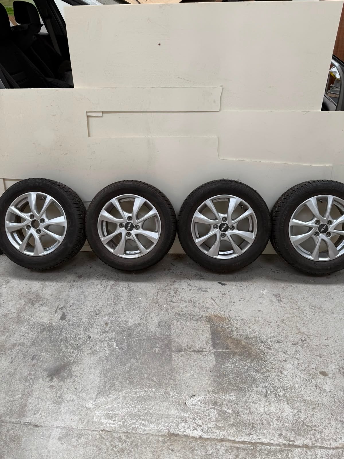 Set van 4 General Altimax Winterbanden op 15 inch Velgen, Ophalen, Gebruikt, 15 inch, Banden en Velgen