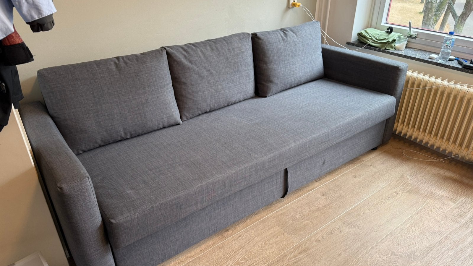 Slaapbank IKEA FRIHETEN, Huis en Inrichting, Slaapkamer | Slaapbanken, Ophalen, Gebruikt, 140 cm, Twijfelaar