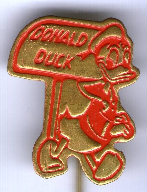 Donald Duck rood op koper stripfiguur speldje ( R_101), Ophalen of Verzenden, Nieuw, Figuurtje, Speldje of Pin