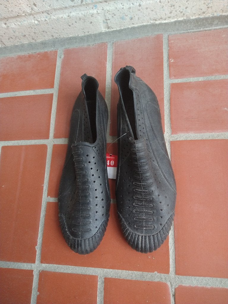 Waterschoenen, surfschoenen maat 39/40, Zwart, Overige typen, Nieuw, Ophalen of Verzenden