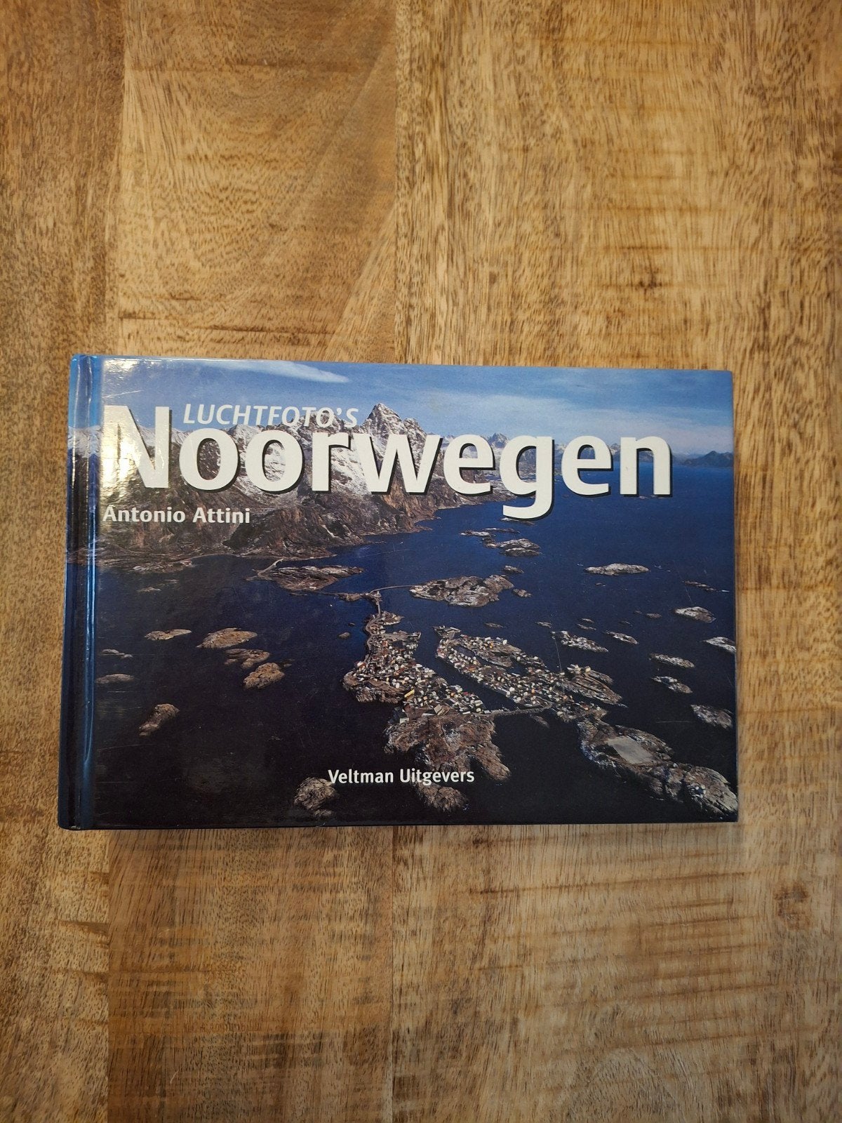 Luchtfoto's Noorwegen - Antonio Attini, Boeken, Overige merken, Antonio Attini, Europa, Ophalen of Verzenden