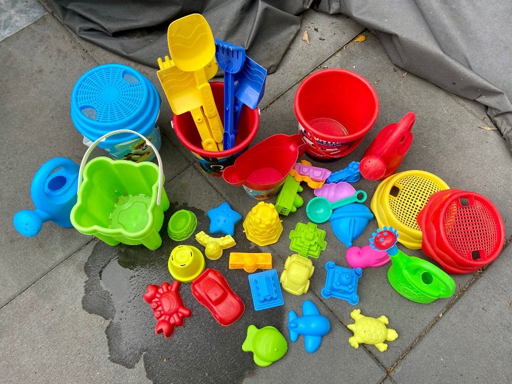 Zand speelgoed Smoby o.a. Paw Patrol, Cars en Bing, Ophalen, Zo goed als nieuw