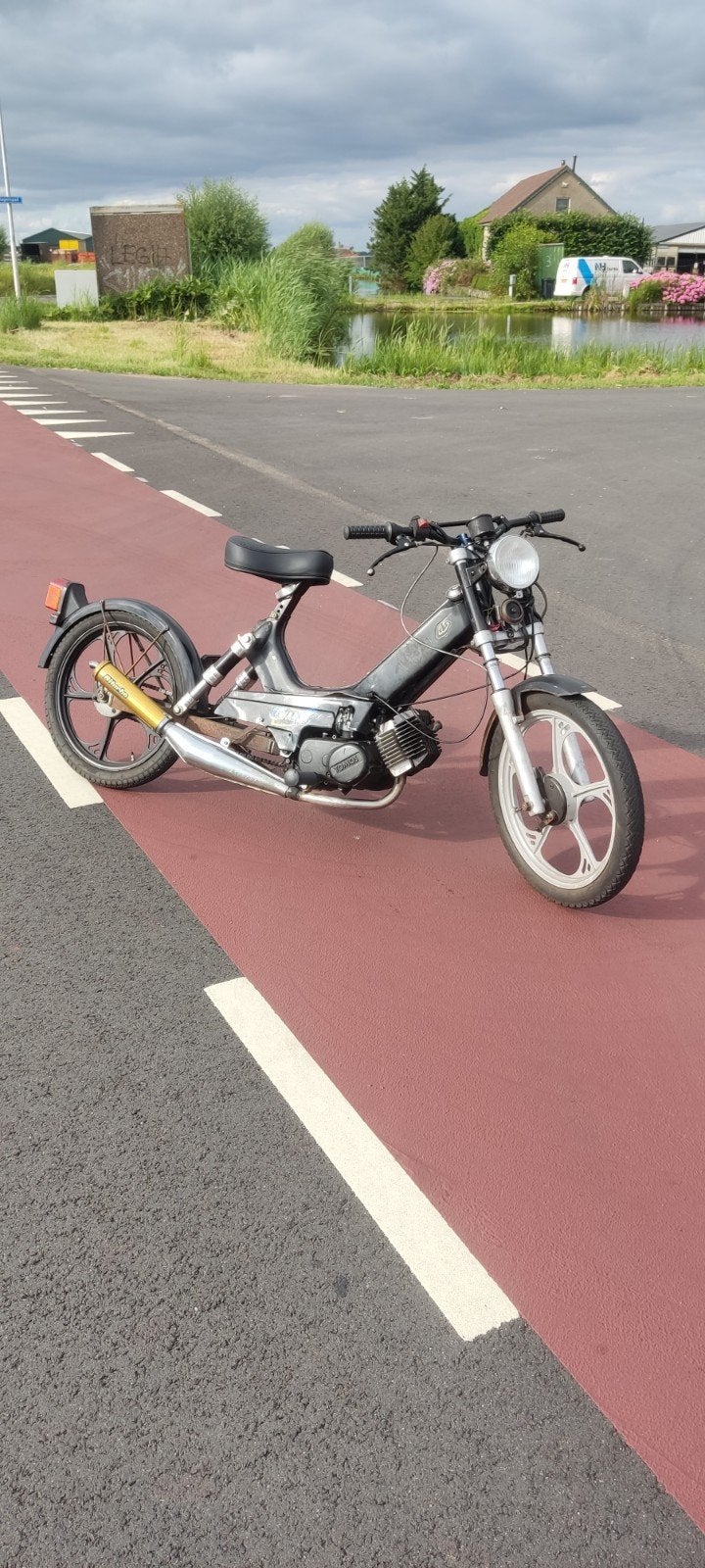 Snelle Tomos met onderhoudsbeurt en blauw kenteken, Fietsen en Brommers, Ophalen of Verzenden