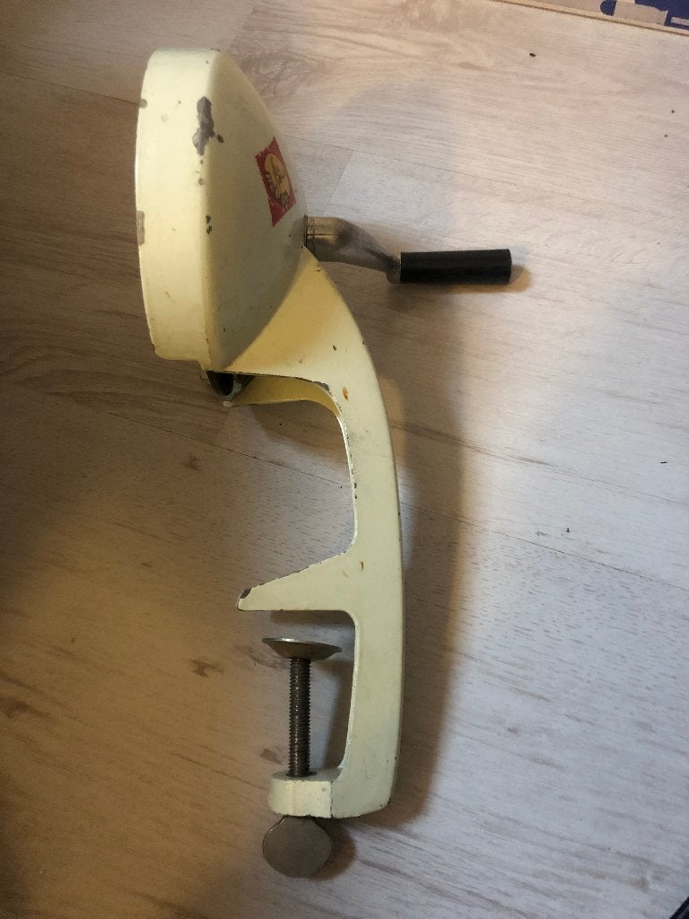 snijmolen handmatig', Huis en Inrichting, Ophalen of Verzenden, Gebruikt, Metaal