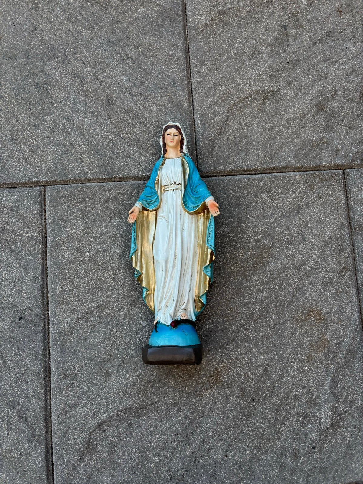 Maria beeldje - Religieus decoratief beeldje, Antiek en Kunst, Ophalen of Verzenden