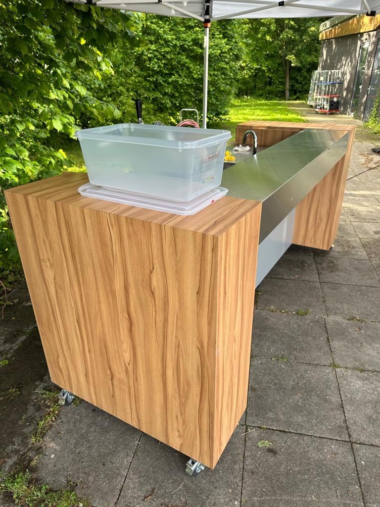 Nieuwe mobiele bar met tap en spoelbak, Ophalen, Nieuw
