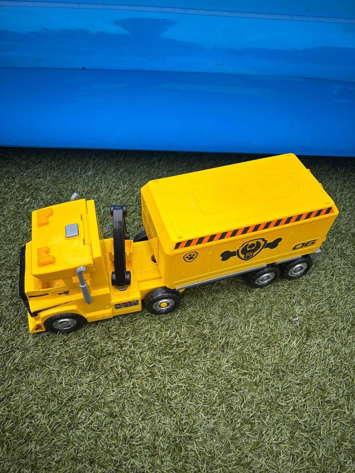 Paw Patrol Rubble's Vrachtwagen met Rubble figuur, Ophalen of Verzenden, Gebruikt
