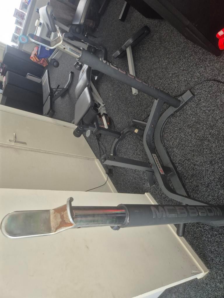 Domyosrek mist stang voor pully, Ophalen, Krachtstation