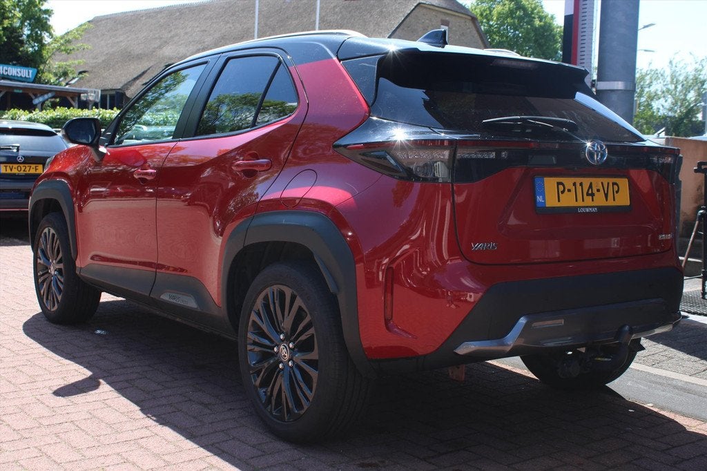 TOYOTA Yaris Cross 1.5 VVT-I Hybrid *Adventure* | Trekhaak |, Gebruikt, Leder en Stof, Lichtsensor, Bedrijf
