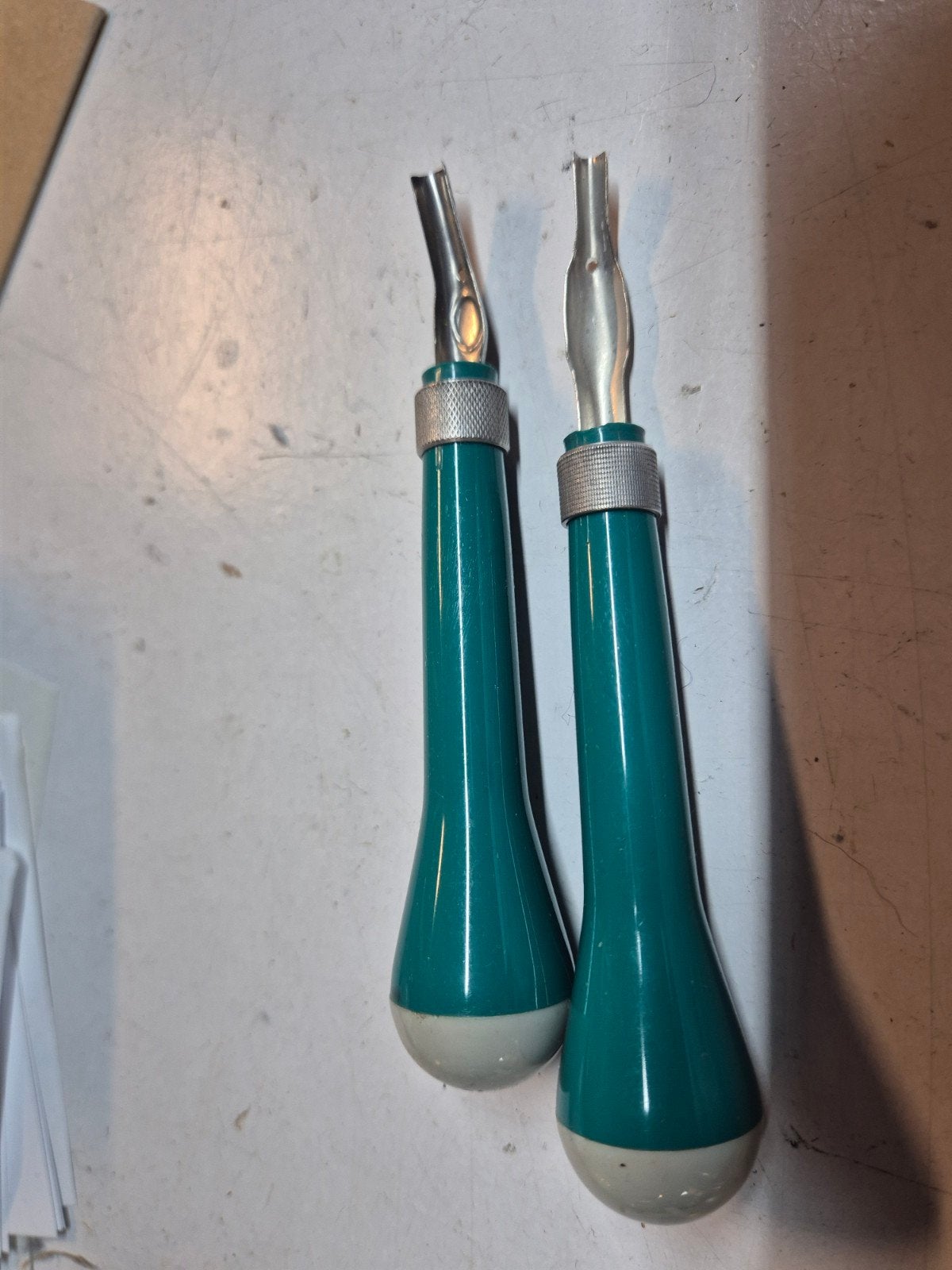Set van 2 gutsen met groene handvatten, Ophalen of Verzenden, Nieuw, Overige typen