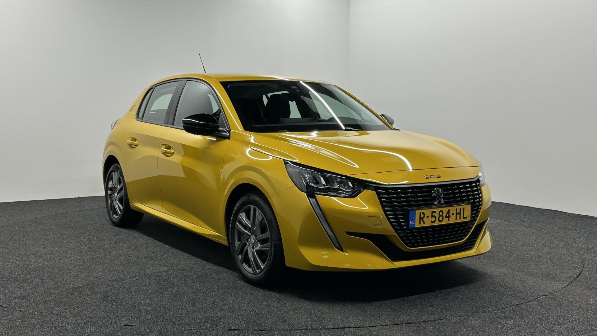 Peugeot 208 1.2 PureTech Active Pack CRUISE NAVIGATIE CARPLA, Auto's, Voorwielaandrijving, Stof, Euro 6, 1199 cc