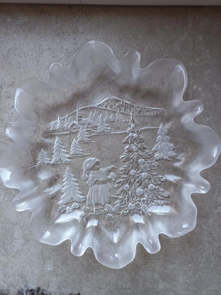 Zweedse glaskunst, schaal met winterse afbeeldingen, Ophalen of Verzenden